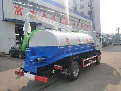 國(guo)六(liu)5方(fang)東(dong)風(feng)小多利(li)卡(ka)吸(xi)糞車(che)與吸(xi)汙(wu)車 高(gao)效環(huan)保(bao)的城(cheng)市清潔(jie)解決(jue)方案