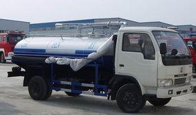 東(dong)風4噸吸(xi)糞(fen)車(che)價(jia)格(ge)、圖(tu)片(pian)與廠(chang)家信(xin)息