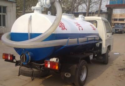 吸(xi)糞(fen)車(che)價(jia)格(ge)與北辰(chen)地區(qu)購(gou)買(mai)渠道(dao)全解(jie)析(xi)
